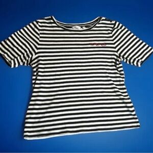 Cute striped tee with embroidered “amour” in red